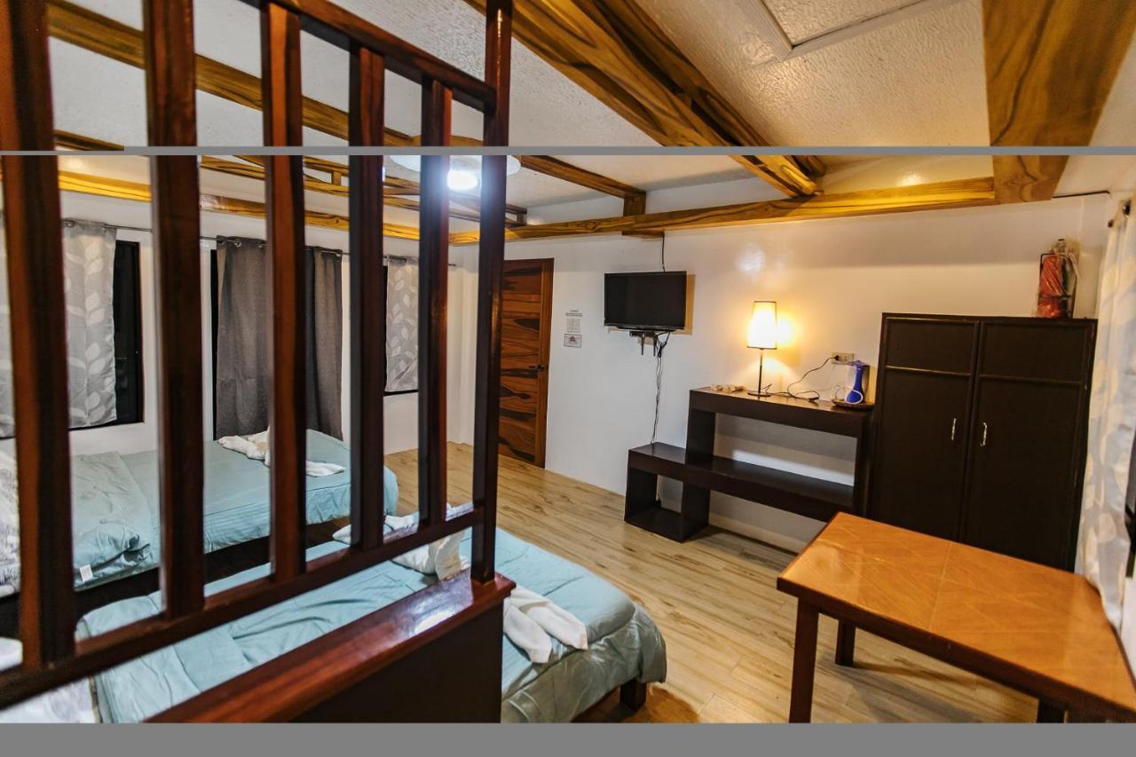 Langojon Jianjoy Beach Resort General Luna  Bagian luar foto